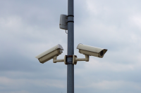 Vidéosurveillance à Saumur. « L’affolement sécuritaire est inefficace et liberticide » pour la France Insoumise